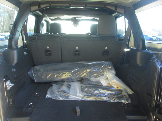 2025 Jeep Wrangler Rubicon 4Dr 4WD photo