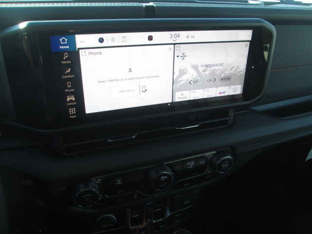 2025 Jeep Wrangler Rubicon 4Dr 4WD photo