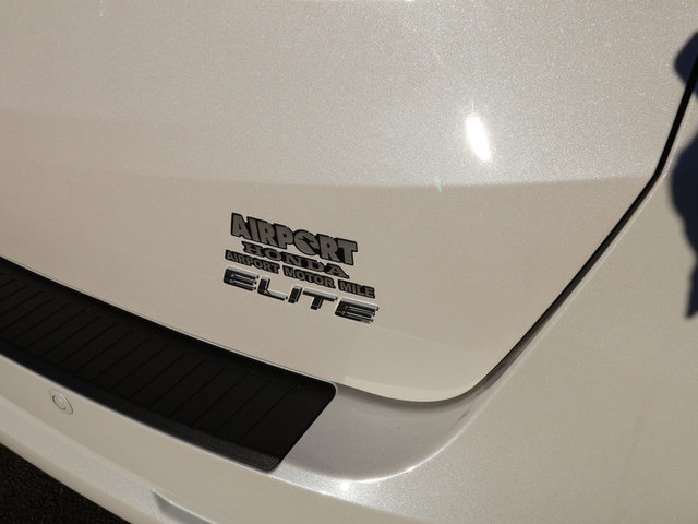 2025 Honda Odyssey Elite photo