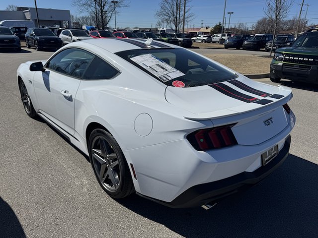 2025 Ford Mustang GT photo