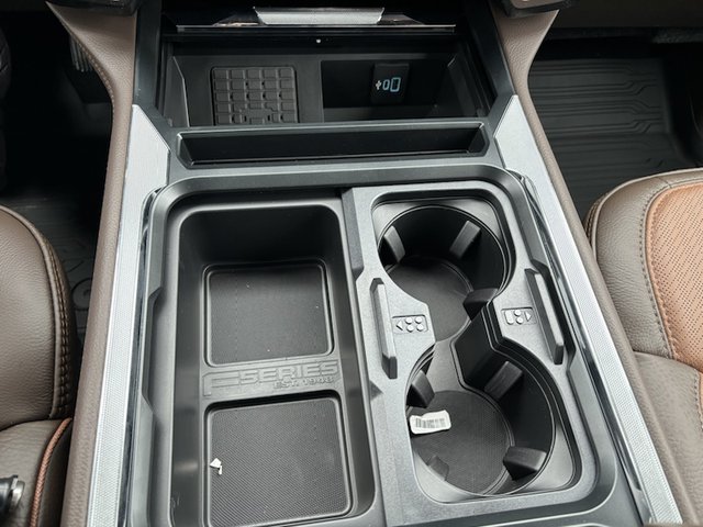 2025 Ford F-250 King Ranch SD 4WD 6.75ft Box photo