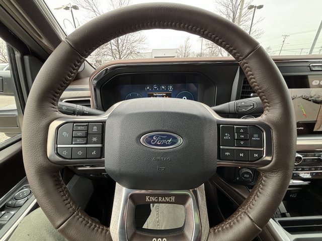 2025 Ford F-250 King Ranch SD 4WD 6.75ft Box photo