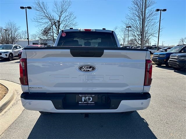 2025 Ford F-150 XLT 4WD 5.5ft Box photo