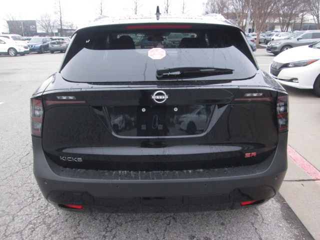 2025 Nissan Kicks SR FWD photo