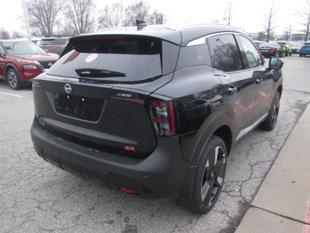 2025 Nissan Kicks SR FWD photo
