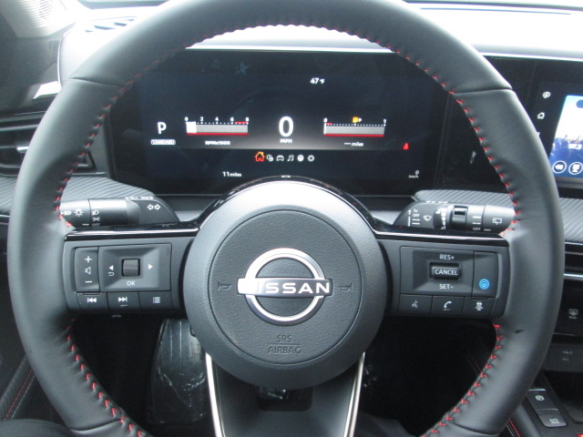 2025 Nissan Kicks SR FWD photo