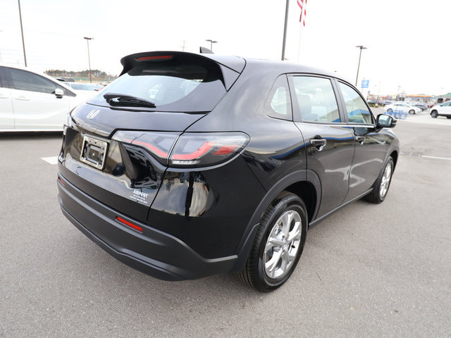 2025 Honda HR-V LX AWD photo