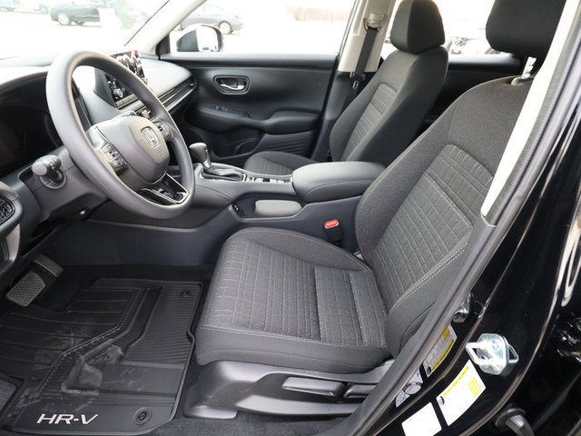 2025 Honda HR-V LX AWD photo
