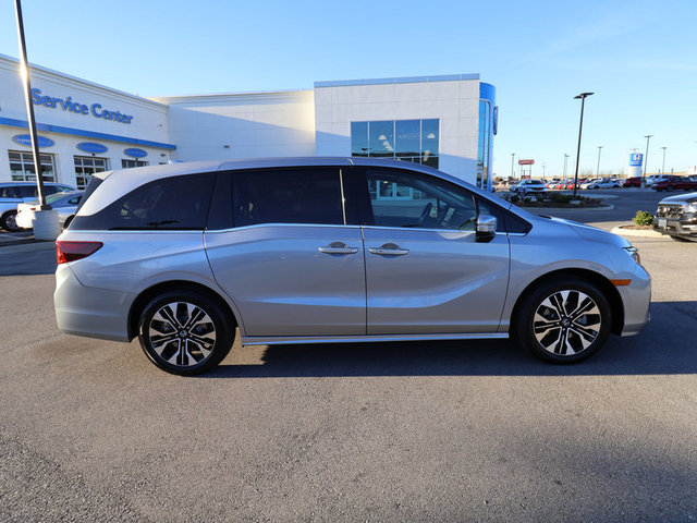 2025 Honda Odyssey Elite photo