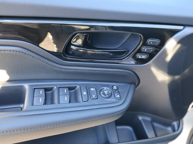 2025 Honda Odyssey Elite photo