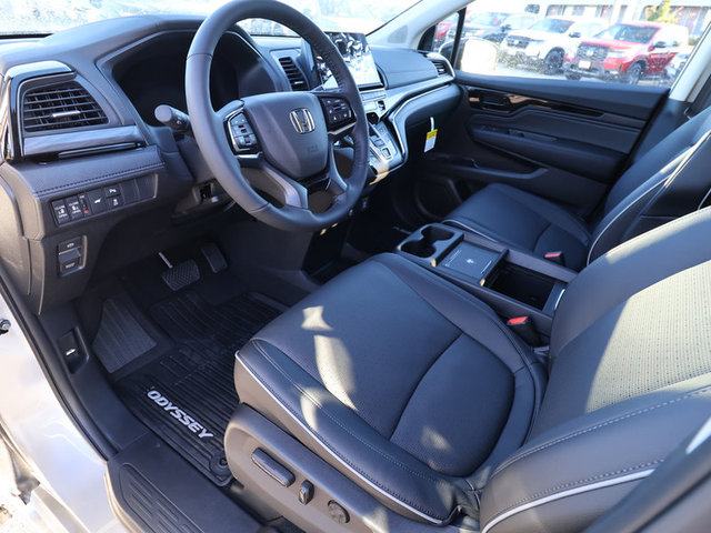 2025 Honda Odyssey Elite photo