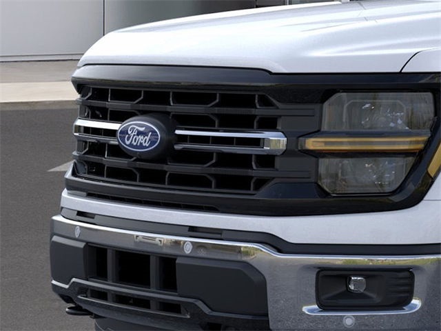 2025 Ford F-150 XLT 4WD 5.5ft Box photo