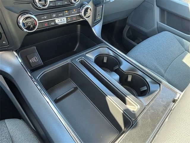 2025 Ford F-150 XLT 4WD 5.5ft Box photo