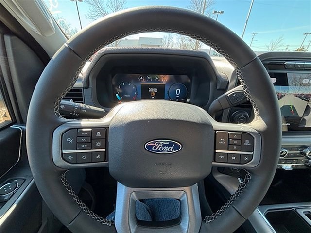 2025 Ford F-150 XLT 4WD 5.5ft Box photo