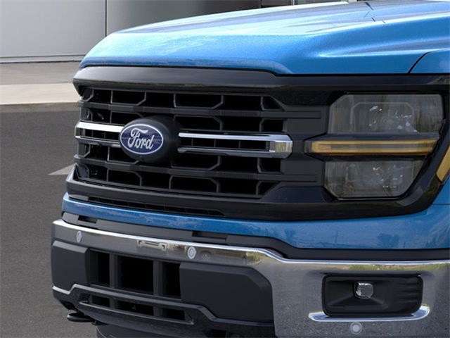 2025 Ford F-150 XLT 4WD 5.5ft Box photo
