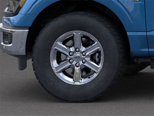 2025 Ford F-150 XLT 4WD 5.5ft Box photo