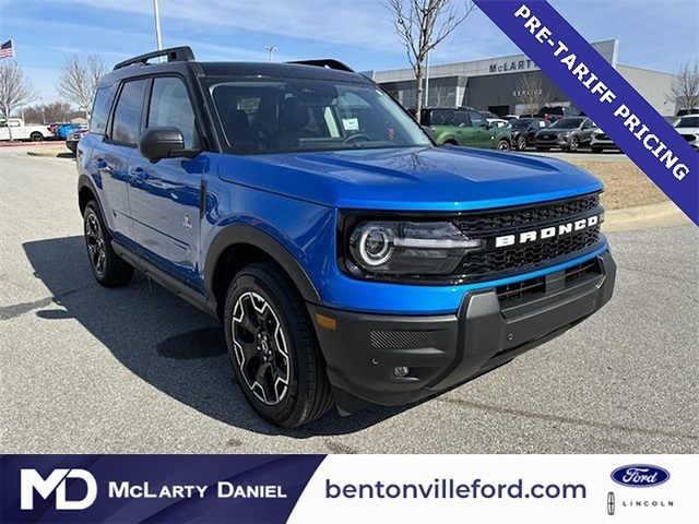 2025 Ford Bronco Outer Banks 4WD Sport photo