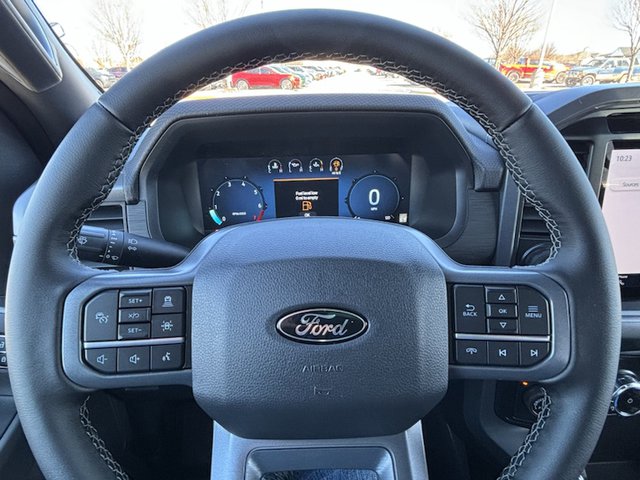 2025 Ford F-150 XLT 4WD 5.5ft Box photo