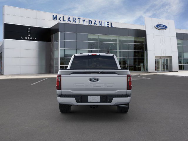 2025 Ford F-150 XLT 4WD 5.5ft Box photo