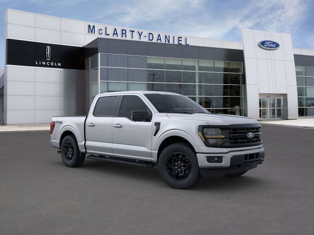 2025 Ford F-150 XLT 4WD 5.5ft Box photo