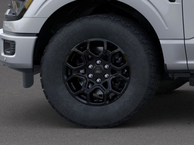 2025 Ford F-150 XLT 4WD 5.5ft Box photo