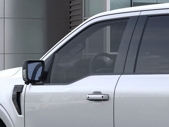 2025 Ford F-150 XLT 4WD 5.5ft Box photo