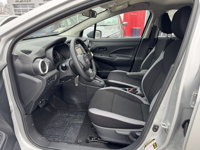 2025 Nissan Versa S photo