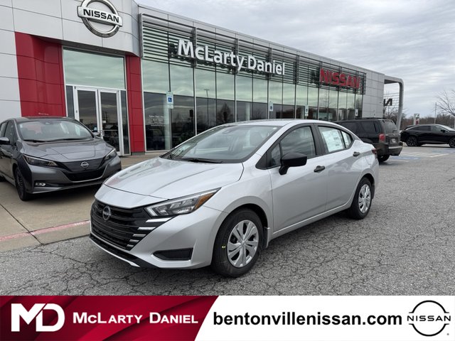 2025 Nissan Versa S photo