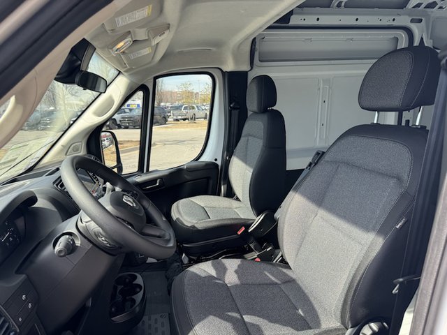 2025 RAM ProMaster Tradesman 2500 Hi Roof 159WB photo