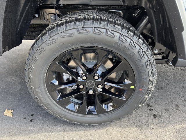 2025 Jeep Gladiator Nighthawk 4WD photo