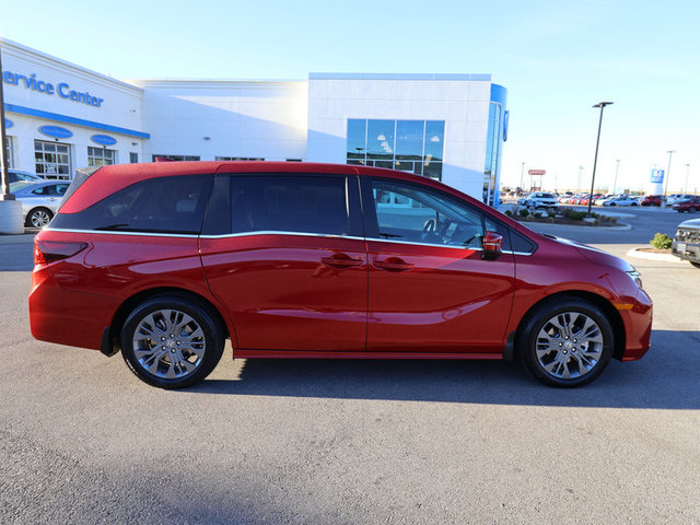 2025 Honda Odyssey Touring photo