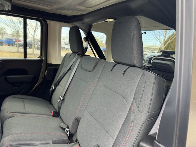 2025 Jeep Wrangler Rubicon 4Dr 4WD photo