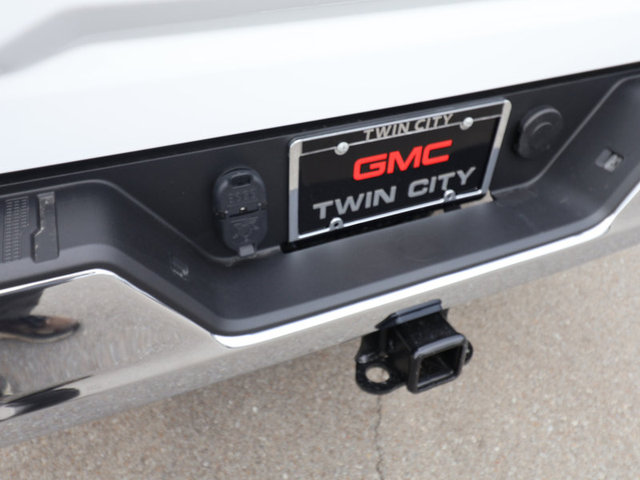 2025 GMC Sierra 2500HD Pro 4WD 142WB photo