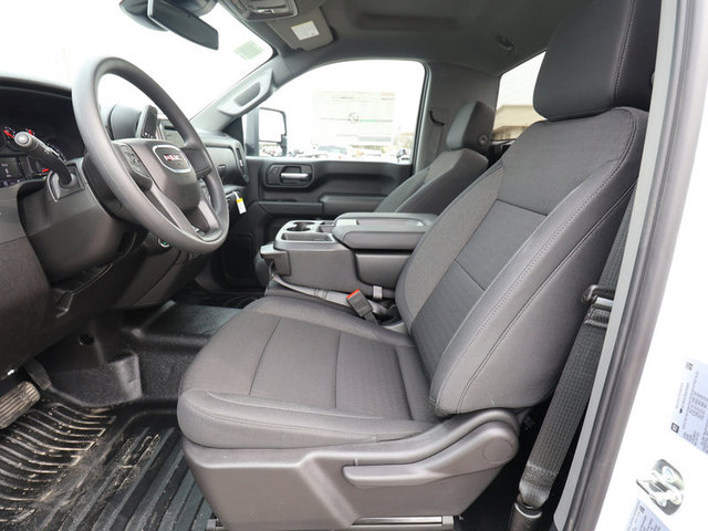 2025 GMC Sierra 2500HD Pro 4WD 142WB photo