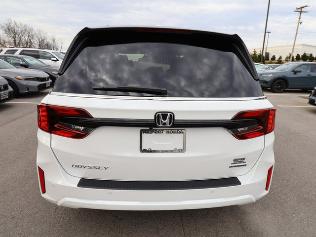 2025 Honda Odyssey Touring photo