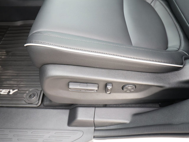 2025 Honda Odyssey Touring photo