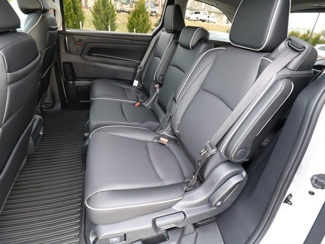 2025 Honda Odyssey Touring photo
