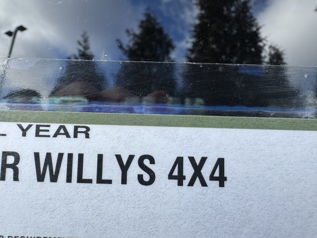 2025 Jeep Gladiator Willys 4WD photo