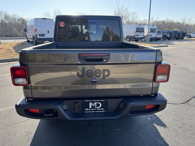 2025 Jeep Gladiator Sport S 4WD photo