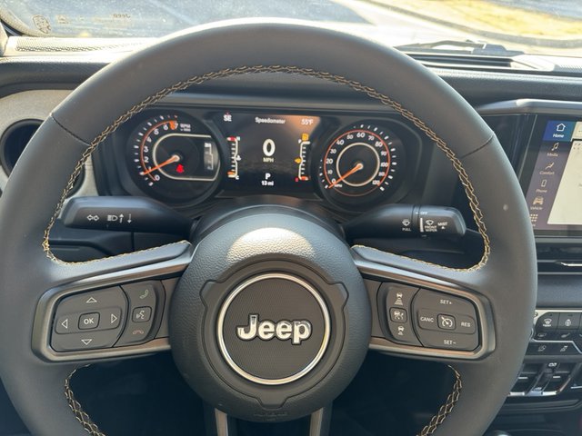 2025 Jeep Gladiator Sport S 4WD photo