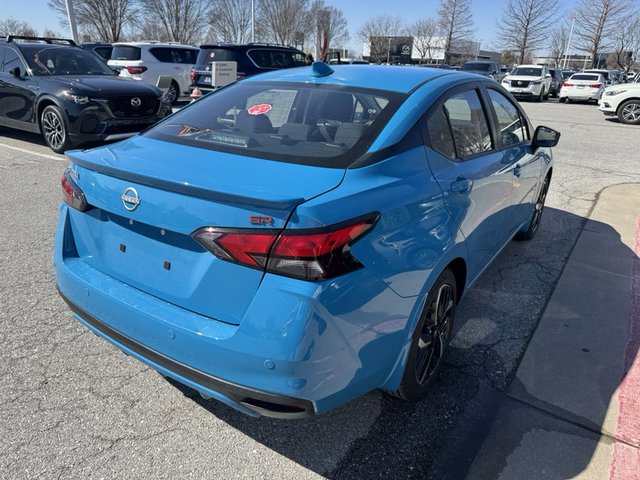2025 Nissan Versa SR photo
