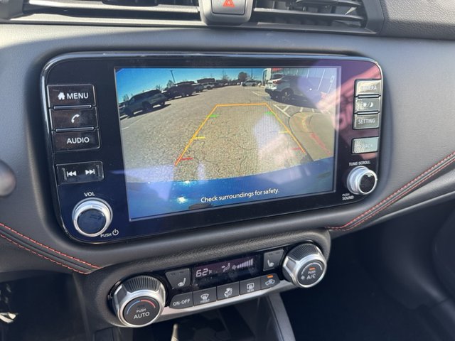 2025 Nissan Versa SR photo