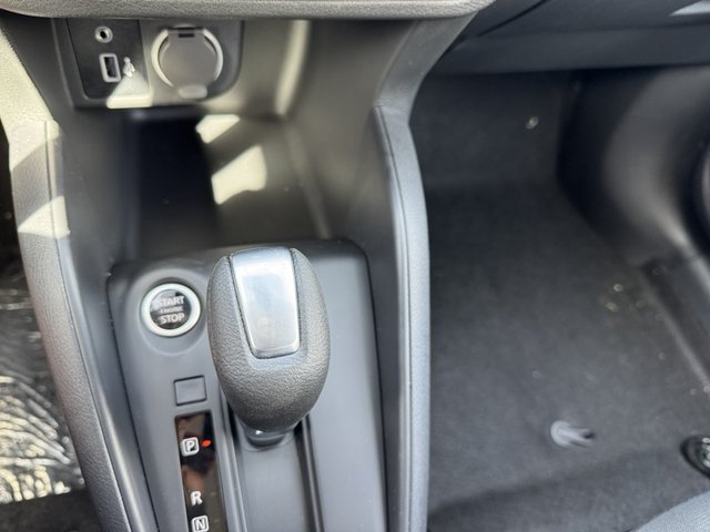 2025 Nissan Kicks Play S FWD photo
