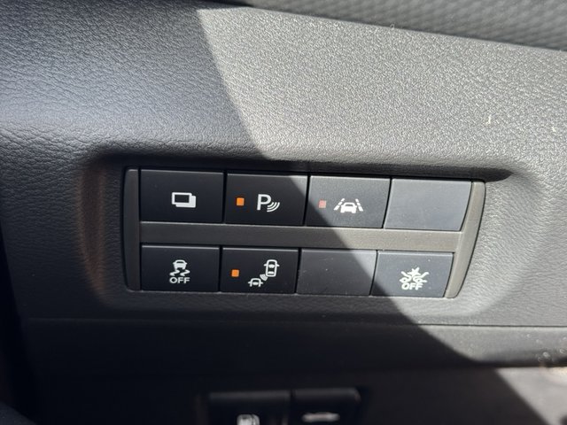 2025 Nissan Kicks Play S FWD photo