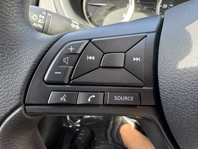 2025 Nissan Kicks Play S FWD photo