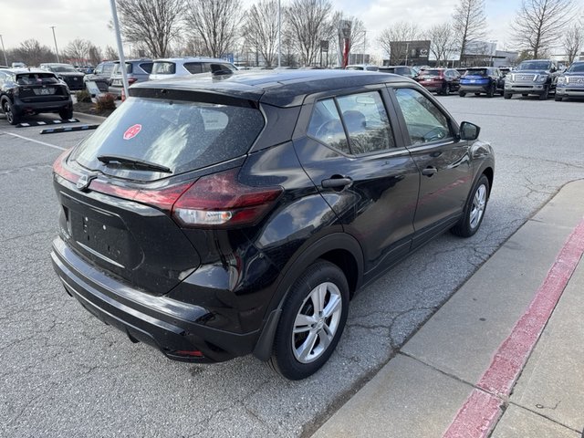 2025 Nissan Kicks Play S FWD photo