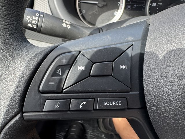 2025 Nissan Kicks Play S FWD photo
