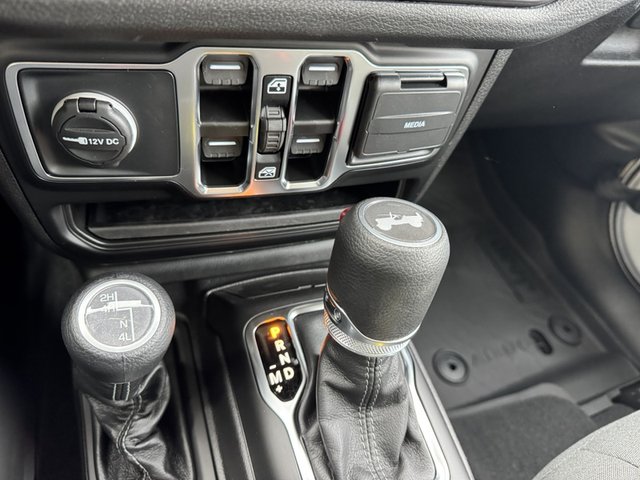 2025 Jeep Wrangler Sport 4Dr 4WD photo