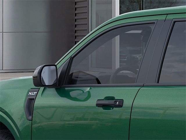 2025 Ford Maverick XLT AWD photo