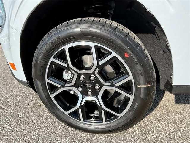 2025 Ford Maverick LARIAT AWD photo